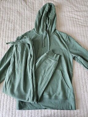 Amazon Essentials Olive Green Tracksuit